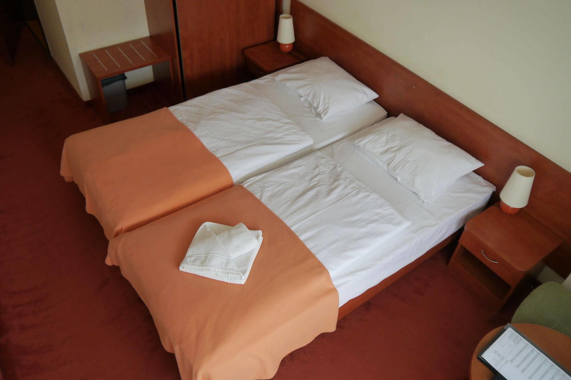 Vestina Wellness & Spa Hotel Miedzyzdroje Esterno foto