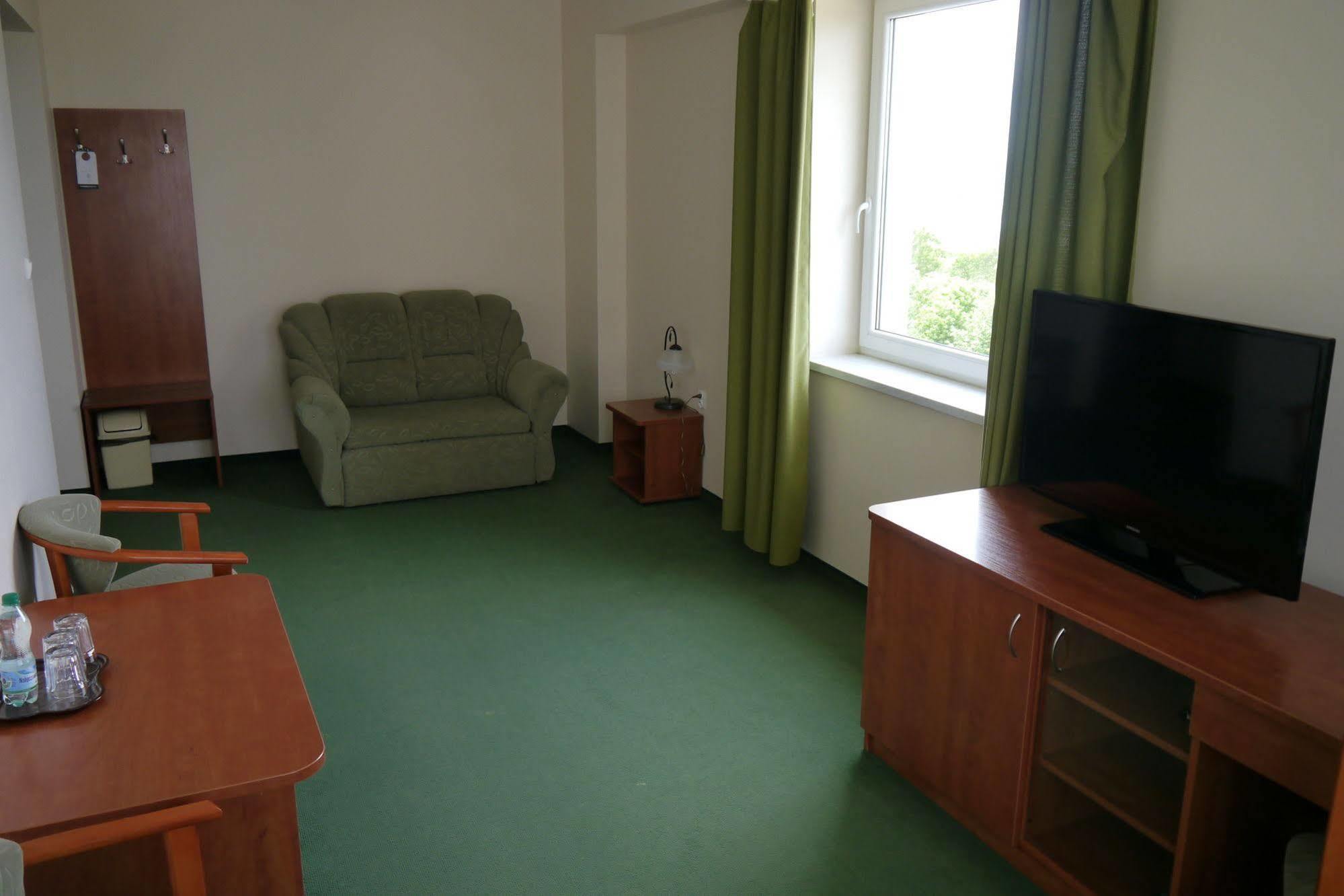 Vestina Wellness & Spa Hotel Miedzyzdroje Esterno foto