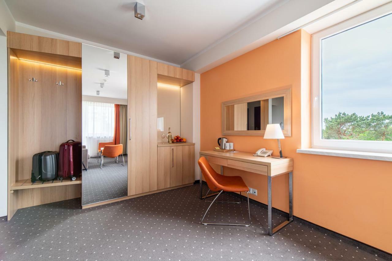Vestina Wellness & Spa Hotel Miedzyzdroje Esterno foto